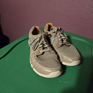 Skechers Men Stone Fabric Air Cool Memory Cushion Foam Sneakers size 9.5